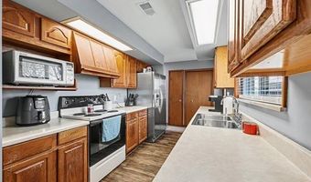 2037 W Park Dr, Algonac, MI 48001