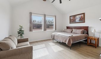 165 Rolling Bend Rd, Alvord, TX 76225