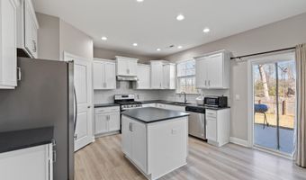 93 Spring Crest Dr, Angier, NC 27501