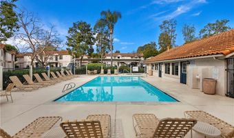 10335 Azuaga St 250, San Diego, CA 92129