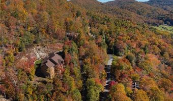 484 Farm Loop Rd, Banner Elk, NC 28604