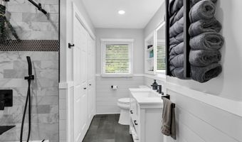 633 Spray Ave, Beachwood, NJ 08722