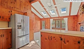 455 Boulder Gardens Rd, Banner Elk, NC 28604