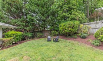 6337 LENOX Rd, Bethesda, MD 20817