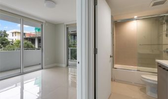 1150 101st St 203, Bay Harbor Islands, FL 33154