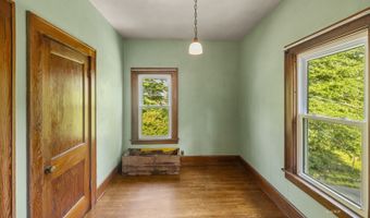89 Second St, Athens, OH 45701