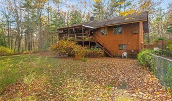972 Reynolds Rd, Glocester, RI 02814
