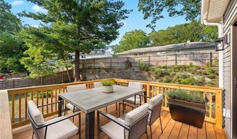 10 Sherwood Ave, North Providence, RI 02911