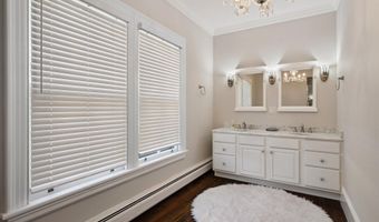 75 W Broadway, Bangor, ME 04401
