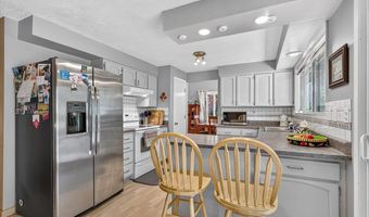 635 Chestnut St, Ashland, OR 97520