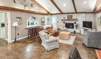 35 E Lincoln Dr, Brookhaven, MS 39601