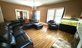 465 6th St, Aurora, NC 27806