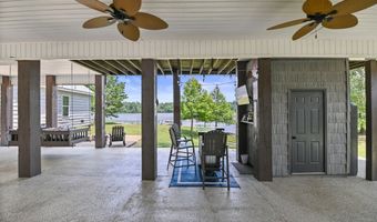 722 Lakeshore Dr, Autaugaville, AL 36003