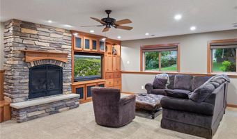 15224 Swallow St NW, Andover, MN 55304
