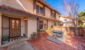 27506 Rondell St, Agoura Hills, CA 91301