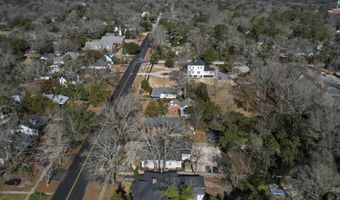 1206 Mill St, Camden, SC 29020