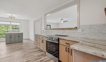 1315 Old Sheffield Gap Rd, Attalla, AL 35954