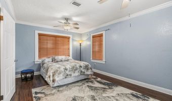 918 W SMITH St, Orlando, FL 32804