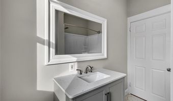 112 Villa Ave, Cranston, RI 02905