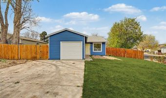 17391 E Layton Dr, Aurora, CO 80015