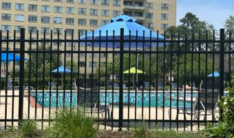 6621 WAKEFIELD Dr 504, Alexandria, VA 22307