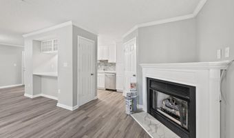 3704 EXCALIBUR Ct 104, Bowie, MD 20716