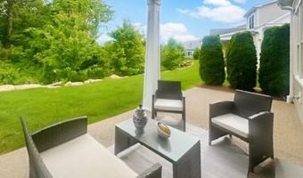 23 MIDDLEBERRY Ln, East Greenwich, RI 02818
