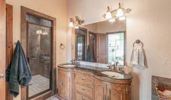 10800 Sorentino Dr, Arcadia, OK 73007