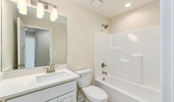 1640 Grayhawk Dr, Basehor, KS 66007