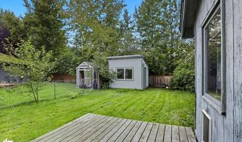 10521 Boysen Berry Pl, Anchorage, AK 99515