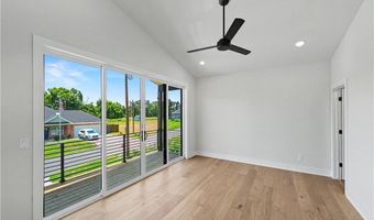 6 Francis Dr, Bella Vista, AR 72715