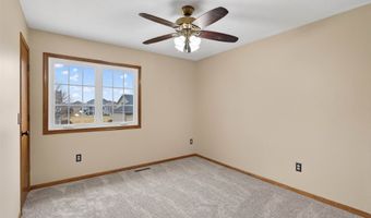 1618 5th Ave SW, Altoona, IA 50009