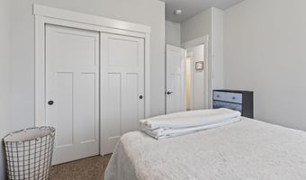 2988 NE Clearwater Dr, Albany, OR 97321
