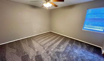 1031 N Chenango St, Angleton, TX 77515