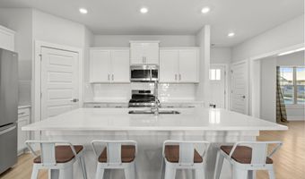 12592 Whitcomb Cir, Athens, AL 35613