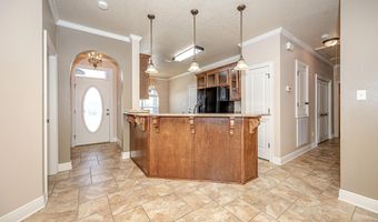 745 Champagne Dr, Biloxi, MS 39532