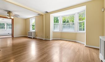 2008 PARKVIEW Ave, Abington, PA 19001