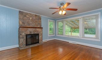 646 Hawthorne Dr, Asheboro, NC 27205