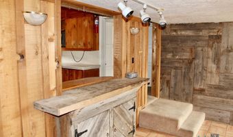 814 N Edward St, Carlsbad, NM 88220