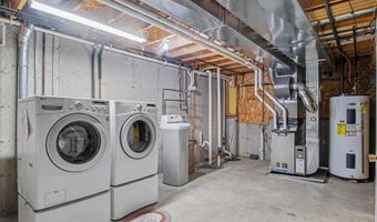1918 43RD St, Allegan, MI 49010