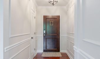 922 S WASHINGTON St 311, Alexandria, VA 22314