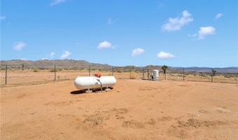 15090 Olema Rd, Apple Valley, CA 92307