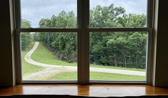 301 T Estes Rd, Beattyville, KY 41311