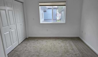 443 S 43RD St, Springfield, OR 97478