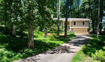 10 Muirfield Dr, Arden, NC 28704