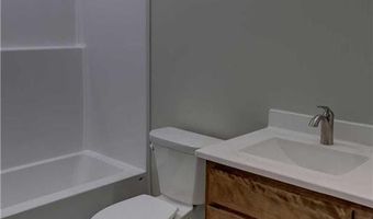 622 Pondhurst Dr, Amery, WI 54001