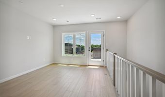 313 CALVERT Ave, Alexandria, VA 22301