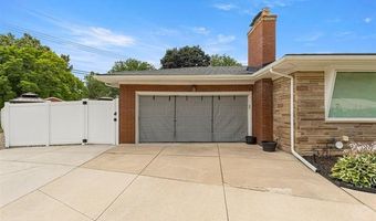15823 Rose Dr, Allen Park, MI 48101