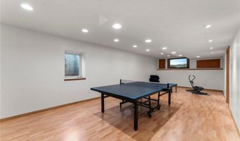 13947 Fleetwood Ave, Apple Valley, MN 55124