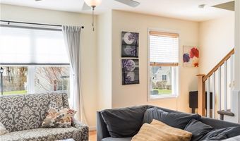 27 Streamview Dr, Cumberland, RI 02864